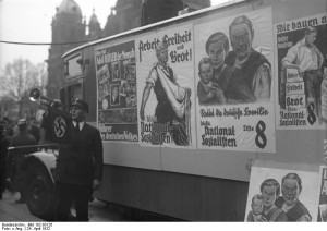Interbellum - NSDAP Bron: www.evangelischer-widerstand.de