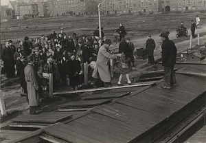 Kinderen uit Den Haag per schip naar Friesland 1944-1945 - bron: Historiek.net