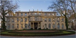 Huis van de Wannsee Konferenz in Berlijn - bron: wikipedia
